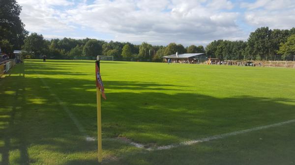 Stadion Rötenbrook - Toppenstedt