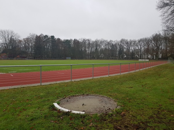 Sportplatz am Reesenbüttel - Ahrensburg