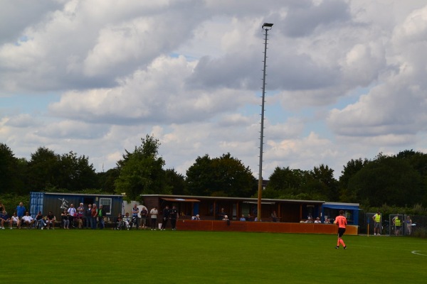 Sportplatz Lüdersstraße - Braunschweig-Leiferde