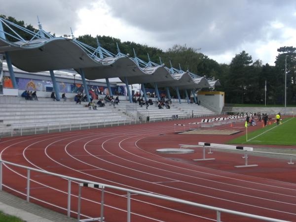 Rostocker Leichtathletikstadion im Sportforum - Rostock-Hansaviertel