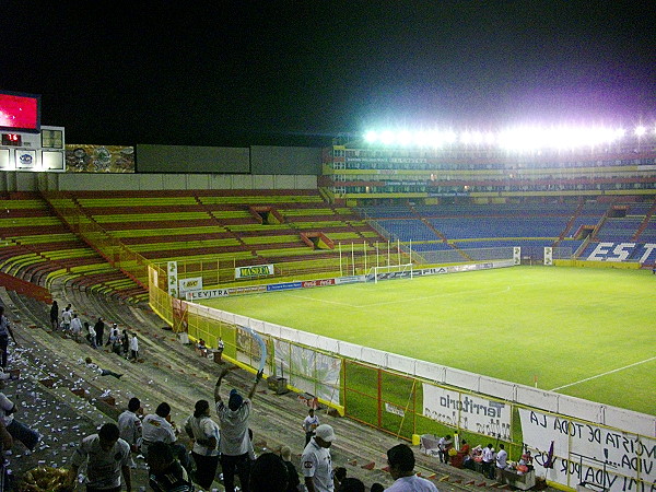 Estadio Cuscatlán - San Salvador