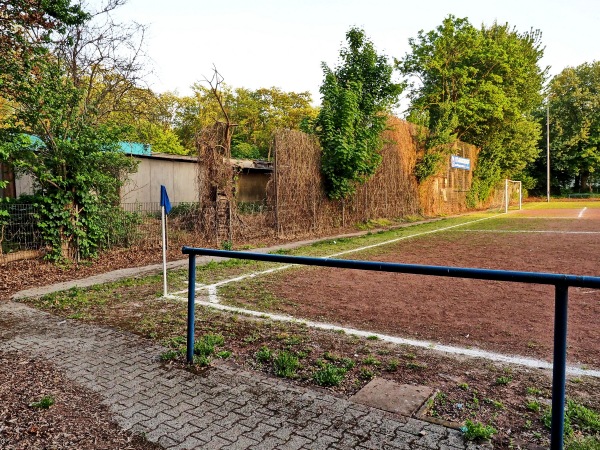 Sportplatz Wiesbadener Straße - Duisburg-Obermeiderich