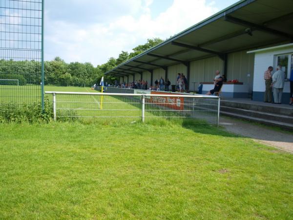 Bezirkssportanlage Averdunkstraße - Recklinghausen-Hochlar