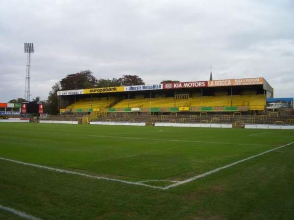 Herman Vanderpoortenstadion - Lier