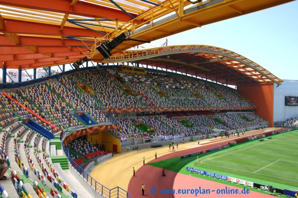 Estádio Dr. Magalhães Pessoa - Leiria