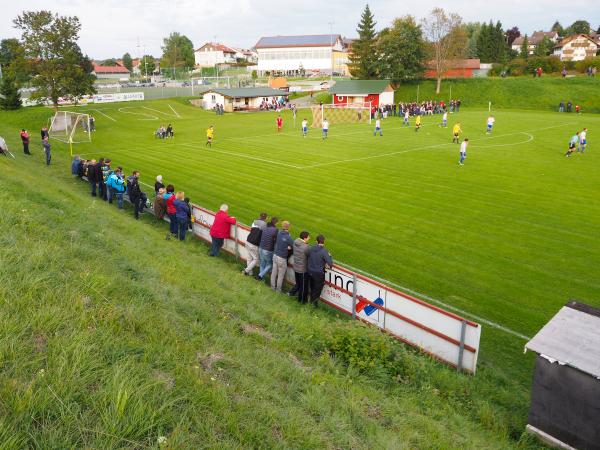 Sportplatz bei der Schule - Betzigau
