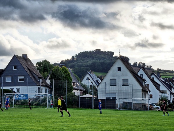 Sportplatz Caller Straße - Meschede-Wallen