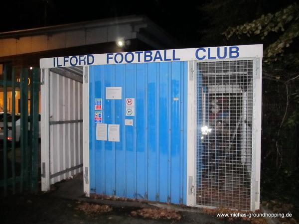 Cricklefield Stadium - London-Ilford, Greater London