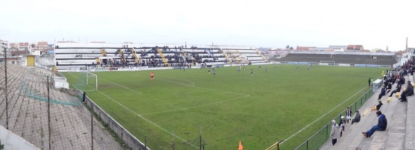 Estádio Comendador Manuel de Oliveira Violas - Espinho