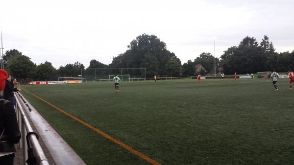 Edmund-Plambeck-Stadion Nebenplatz 1 - Norderstedt-Garstedt