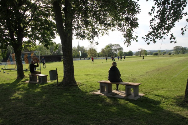 Sportplatz Zur Mühle - Warburg/Westfalen-Ossendorf