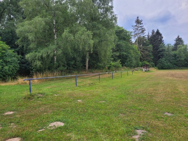Sportplatz an den Sorger Teichen - Ilmenau-Pennewitz