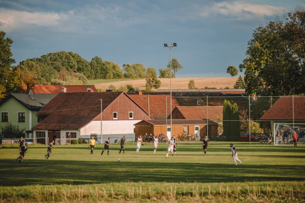 Sportplatz Plothen - Plothen