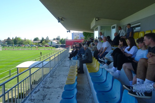 Futbalové ihrisko Madunice - Madunice
