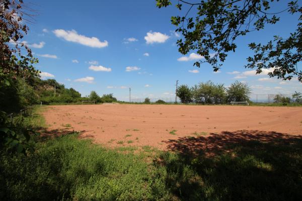 Sportplatz in den Weingärten - Kallstadt