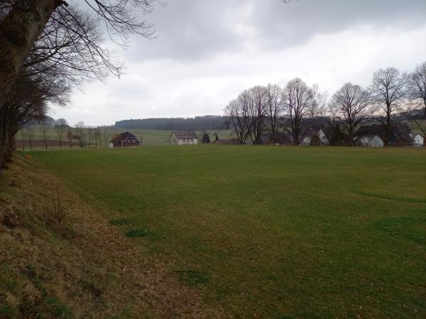 Sportplatz am Eichelgarten - Weidenhahn