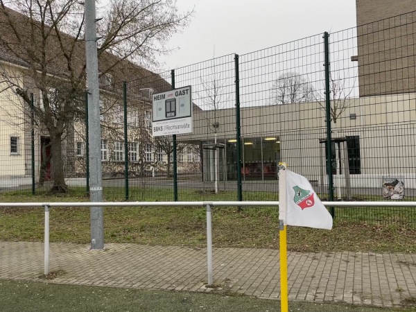 Helmut-Faeder-Sportplatz - Berlin-Französisch Buchholz