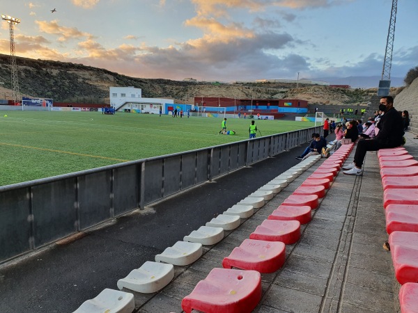 Campo Municipal La Hoya del Pozo - El Medano, TF, CN