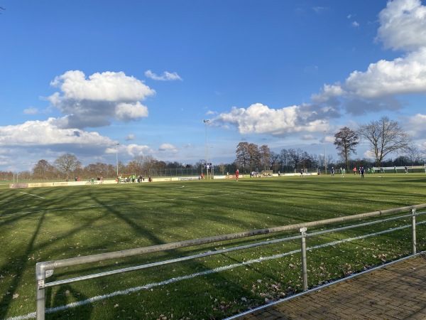 Sportplatz Segelhorst - Riede