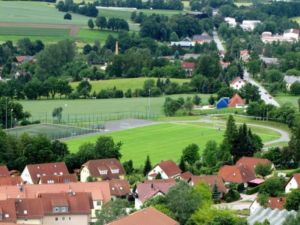 Burgstadion von der Burg aus gesehen