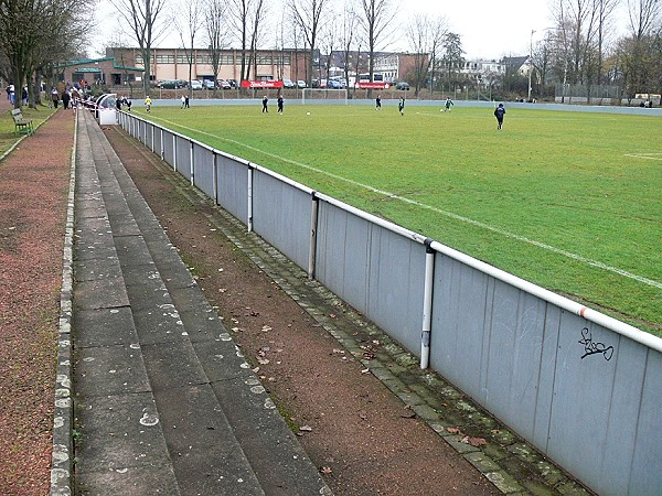 Sportanlage Mündelheimer Straße - Duisburg-Hüttenheim