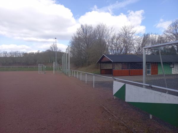 Sportplatz Im Hahnstück - Girkenroth