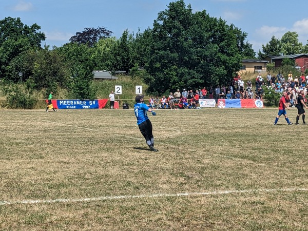 Sportplatz Roter Hügel - Meerane