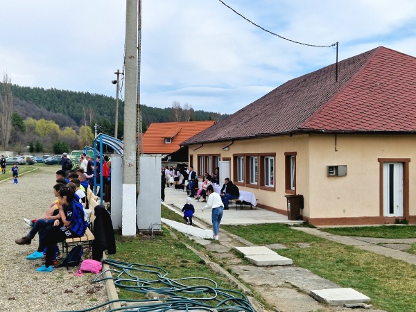 Stadionul Rafinăriei - Dărmănești