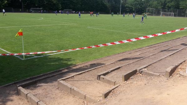 DFB-Sportschule Egidius Braun Platz 2 - Leipzig-Abtnaundorf