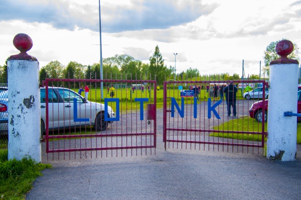 Stadion Lotnik Kryspinów - Kryspinów