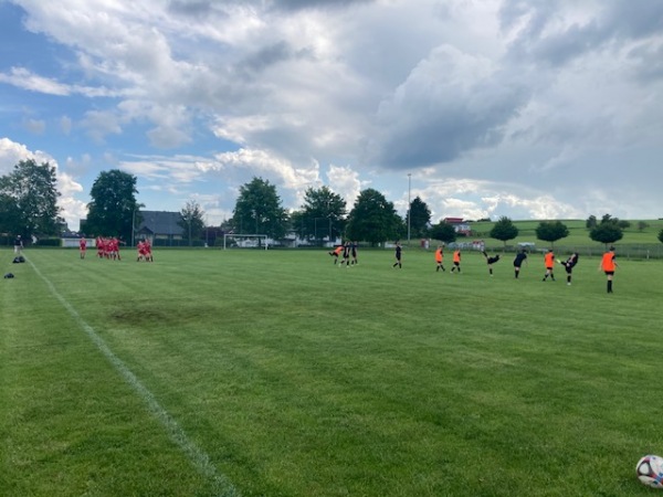 Sportplatz Grüningen - Pohlheim-Grüningen