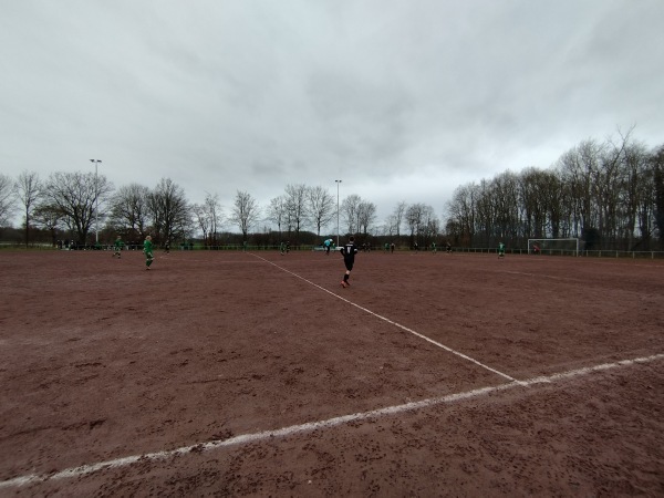 Sportanlage Am Woom Platz 2 - Heinsberg-Karken