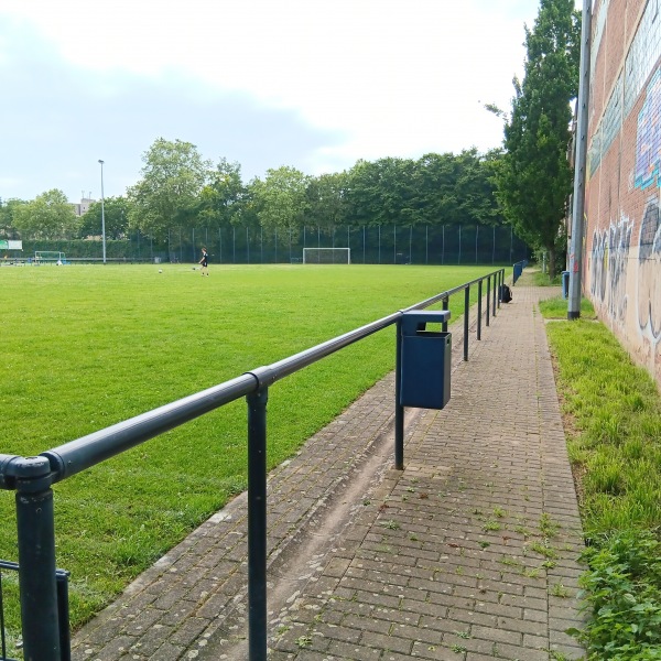 Bezirkssportanlage Stadion Feuerbachstraße Platz 3 - Düsseldorf-Bilk