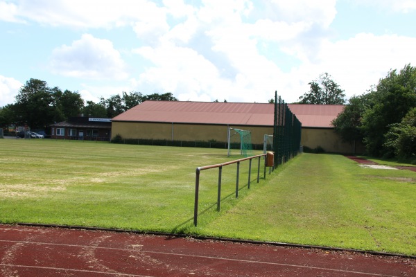 Sportzentrum Am Luisenhof B-Platz - Nordenham-Einswarden