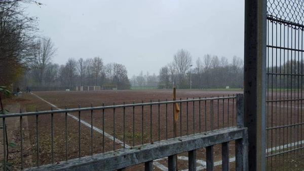 Sportanlage Karl-Arnold-Ring Platz 2 (alt) - Hamburg-Wilhelmsburg