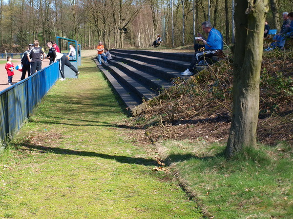 Bezirkssportanlage Im Emscherbruch - Gelsenkirchen-Resse