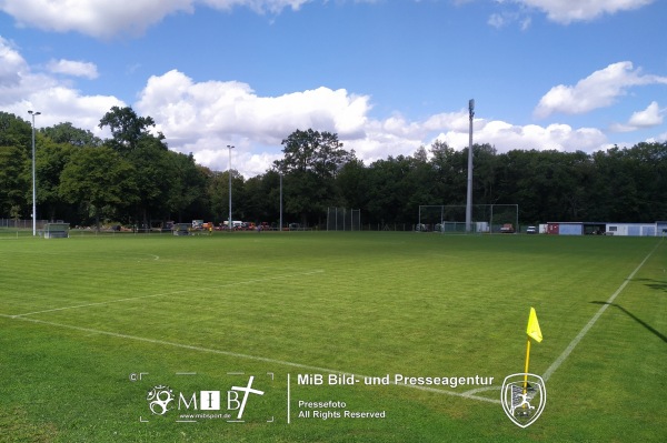 Herbert-Dröse-Stadion Nebenplatz 1 - Hanau-Wilhelmsbad