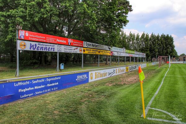 Walter-Steinkühler-Stadion - Emsdetten-Isendorf