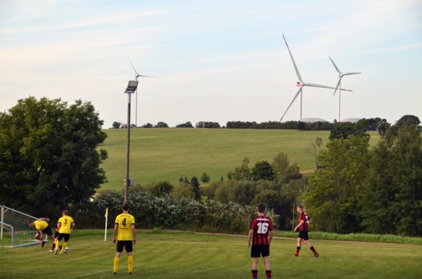 Sportplatz Hennersdorfer Alm - Dippoldiswalde-Hennersdorf