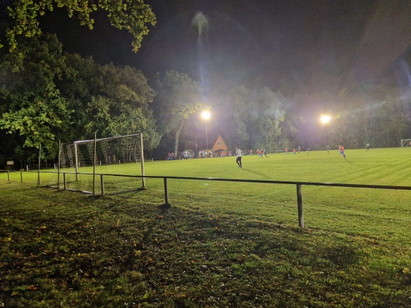 Sportplatz Im Holze - Wittingen-Teschendorf