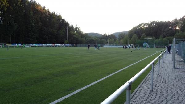 Sportplatz am Schwimmbad - Lindenfels