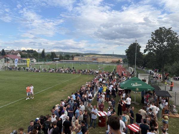 Futbalové ihrisko Raslavice - Raslavice