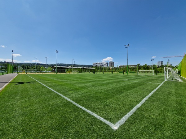 Sportanlage Heerenschürli Platz 14 - Zürich