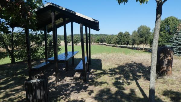 Sportplatz Neuendorf - Teichland-Neuendorf