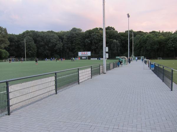 Sportanlage Neusser Weg - Düsseldorf-Lohausen
