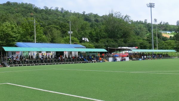 Jungnang District Football Stadium - Seoul