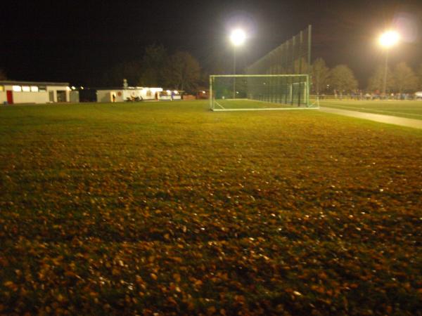 Ernst-Loewen-Sportplatz - Hemer-Deilinghofen