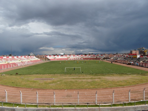 Estadio Guillermo Briceño Rosamedina - Juliaca