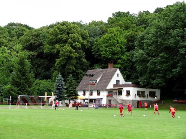 Sportplatz Am Wehr - Mansfeld-Großörner