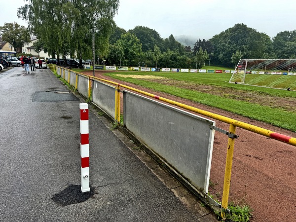 Friedrich-Wilhelm-Weber-Stadion - Nieheim